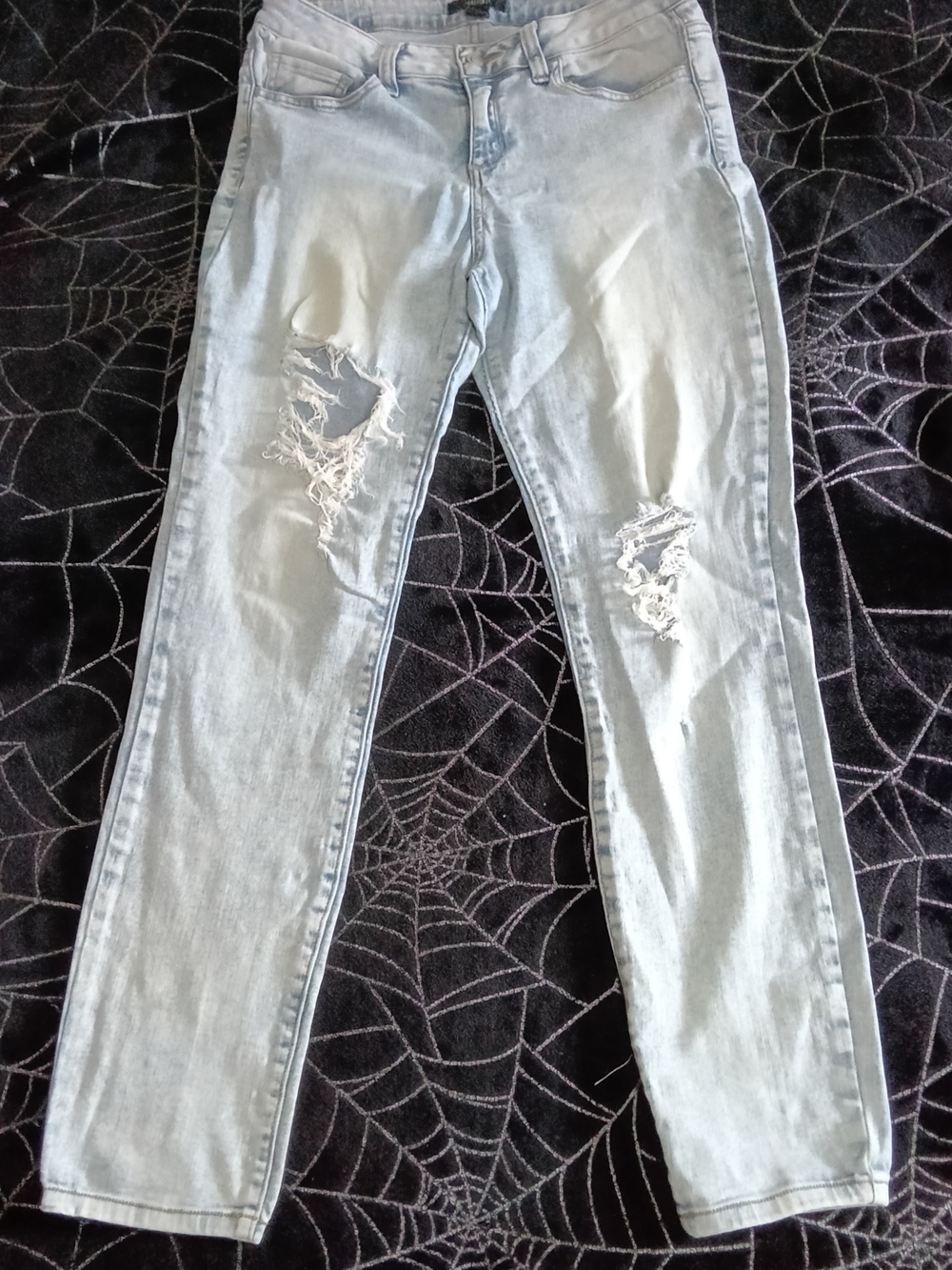 Forever 21 Light Wash Distressed Skinny Jeans